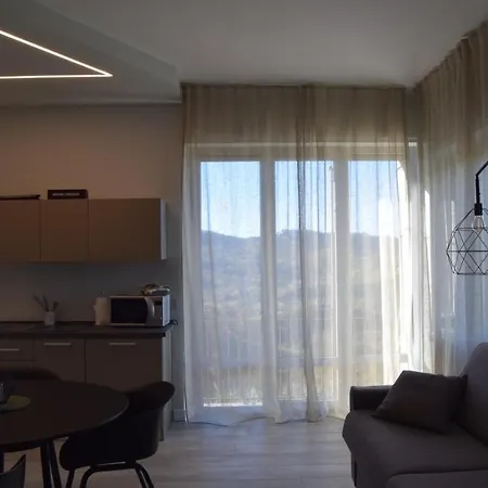 Fenocchio's House 아파트 *